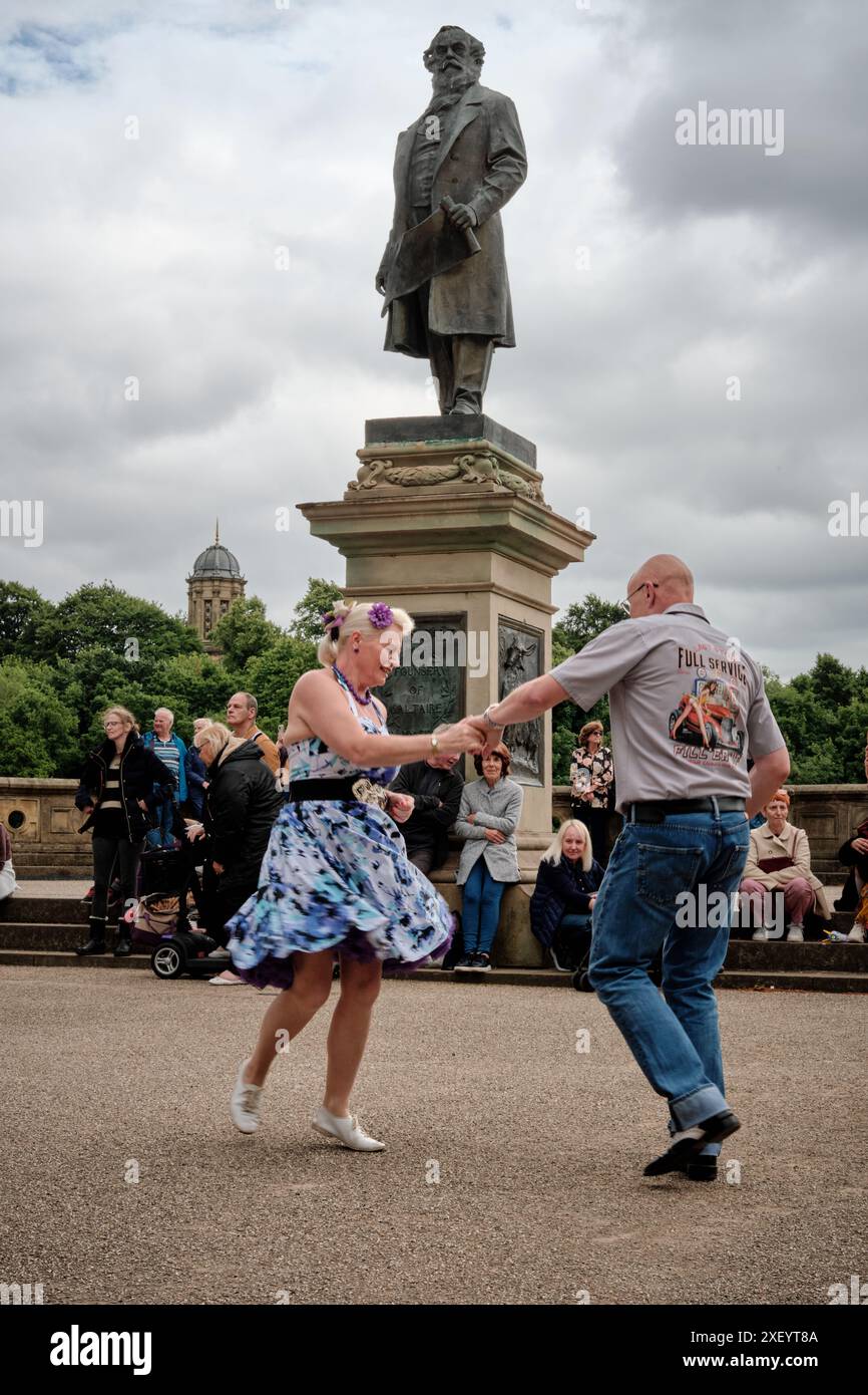 1950s dancing rock and roll hi-res stock photography and images - Alamy