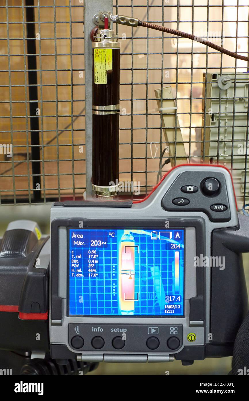 Thermographic measurement hi-res stock photography and images - Alamy