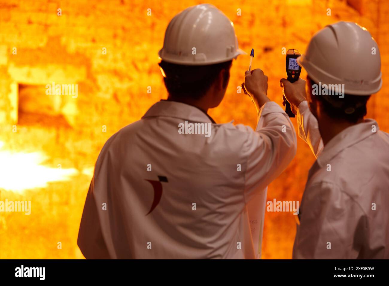 Testing Temperature For Fire Taking temperature, fire resistance test, Technology Research Center ...