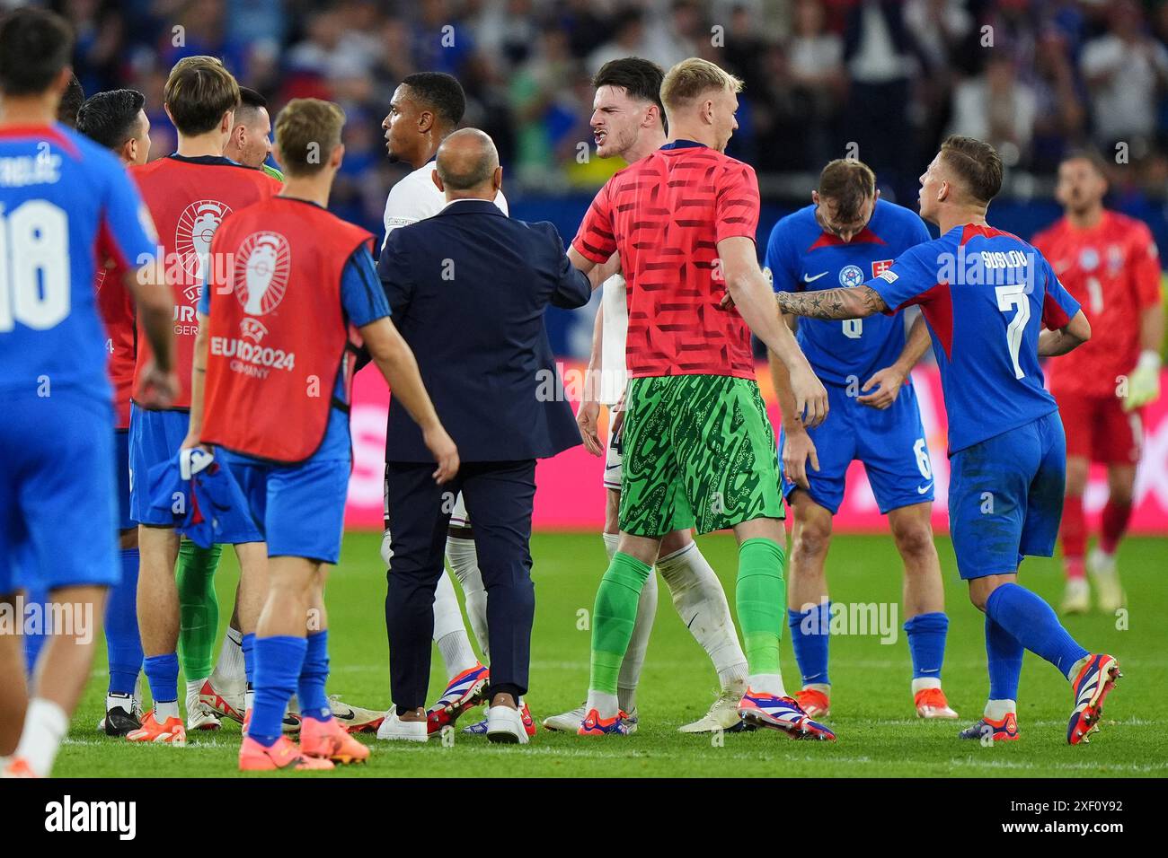 tempers-flare-between-england-s-declan-rice-and-slovakia-manager