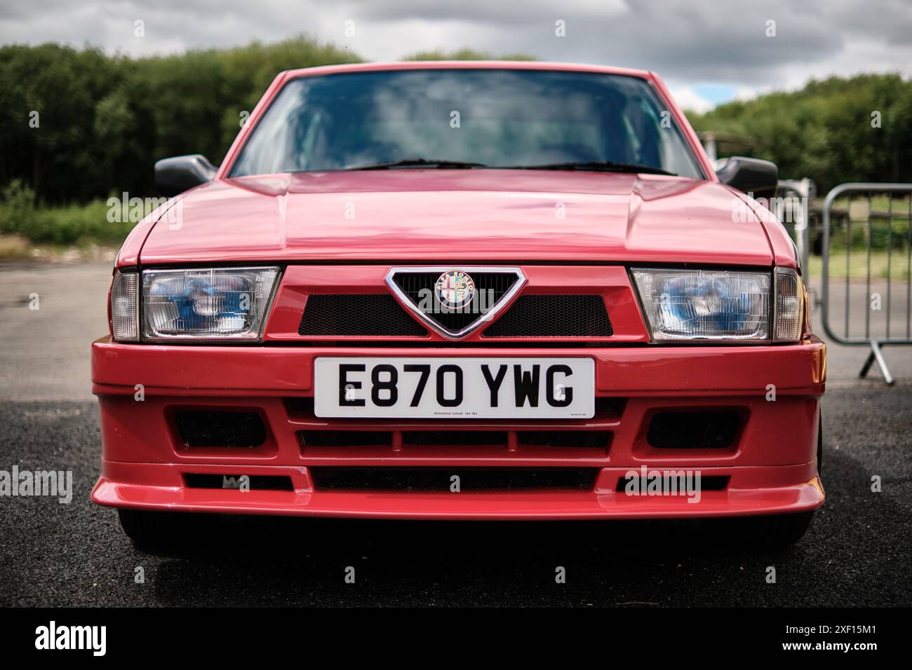 Alfa romeo 75 hi-res stock photography and images - Alamy