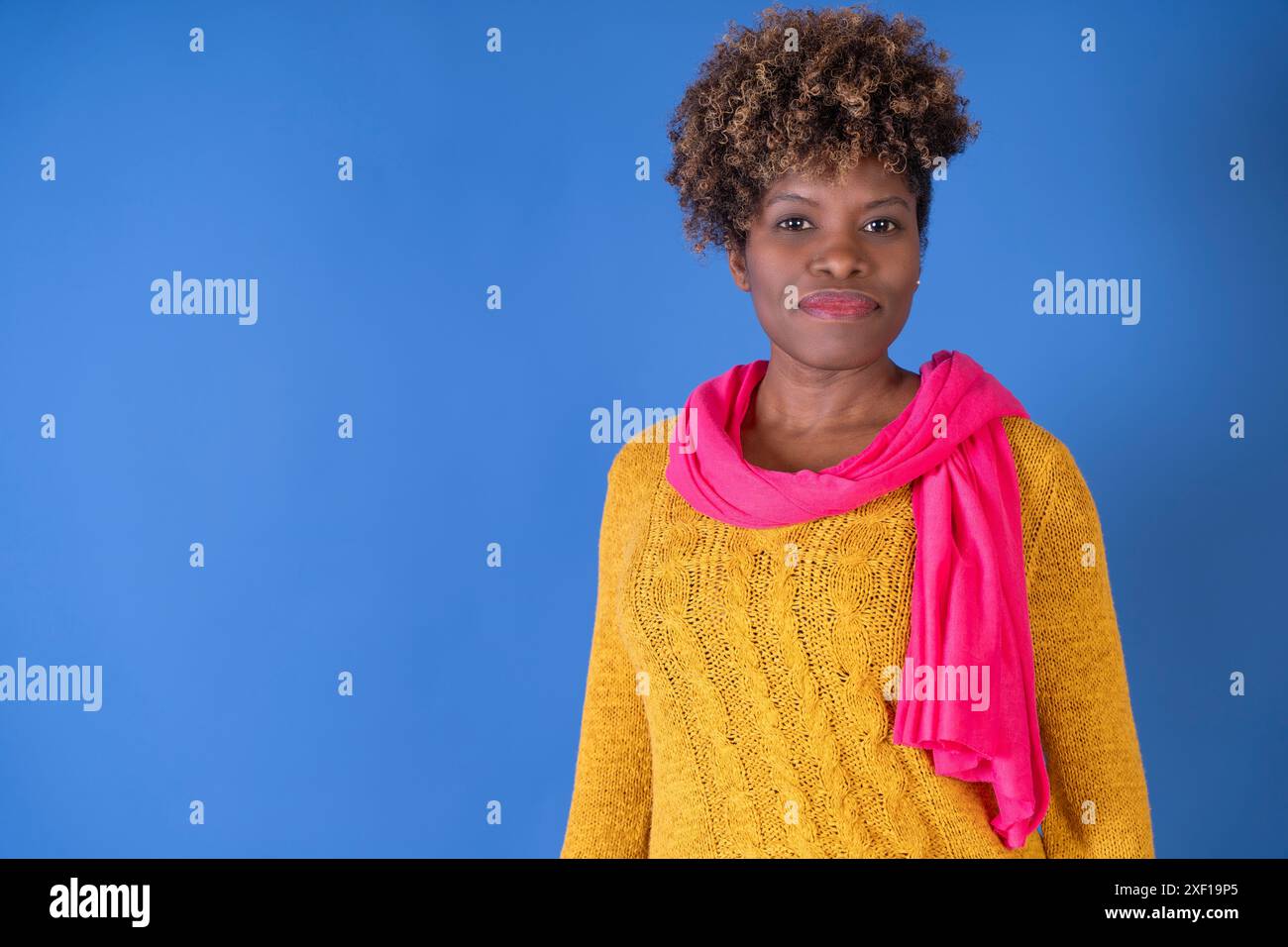 Woman in casual knit outfit hi-res stock photography and images - Alamy