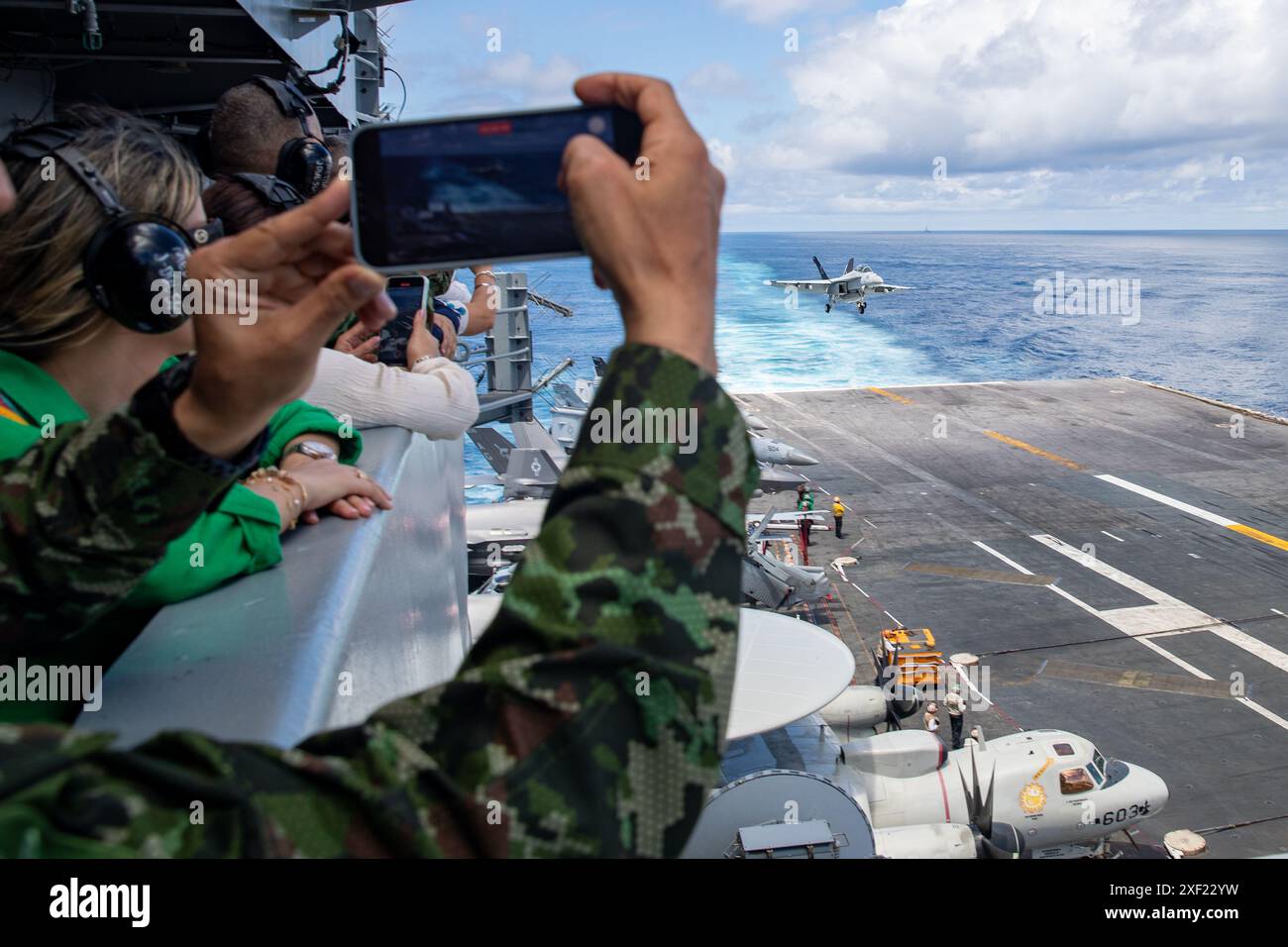 the-official-colombian-party-observe-flight-operations-aboard-nimitz