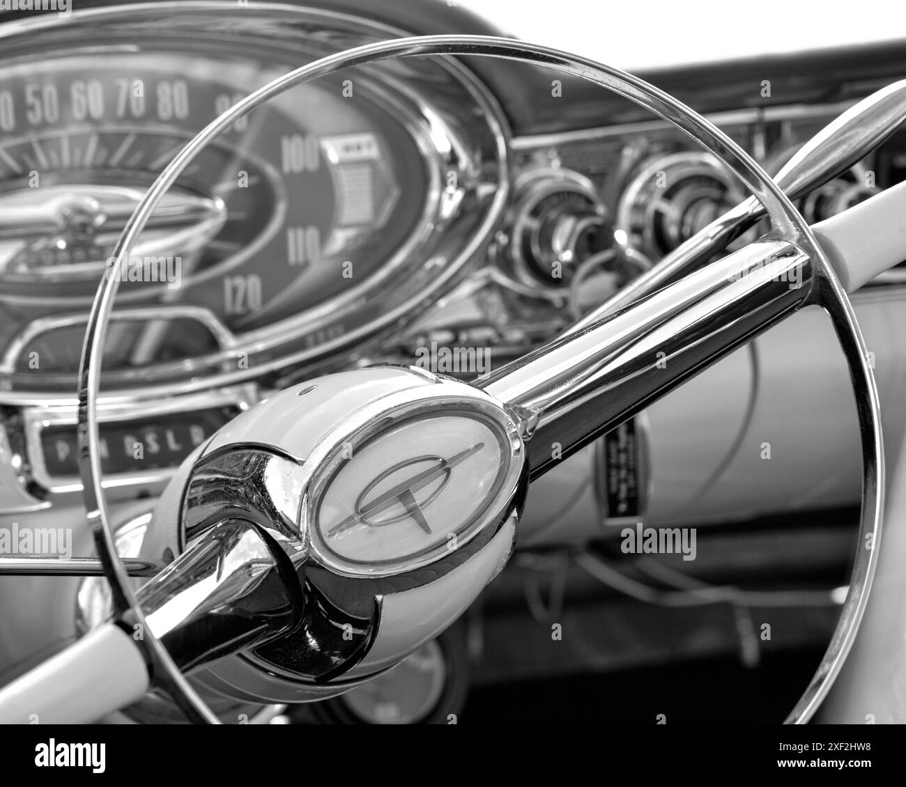 Oldsmobile logo Black and White Stock Photos & Images Alamy