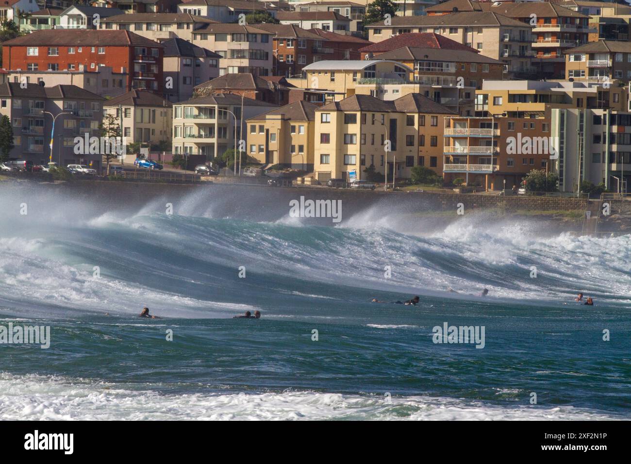 Man woman extreme surfing hi-res stock photography and images - Alamy