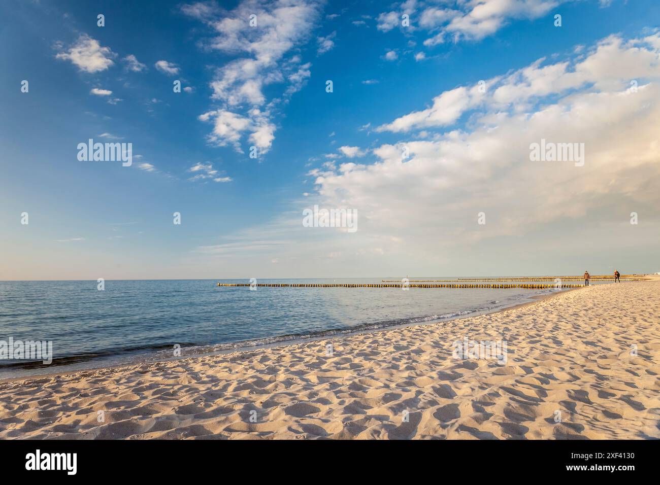 geography / travel, Germany, Mecklenburg-Western Pomerania, Zingst beach ast evening, ADDITIONAL-RIGHTS-CLEARANCE-INFO-NOT-AVAILABLE Stock Photo