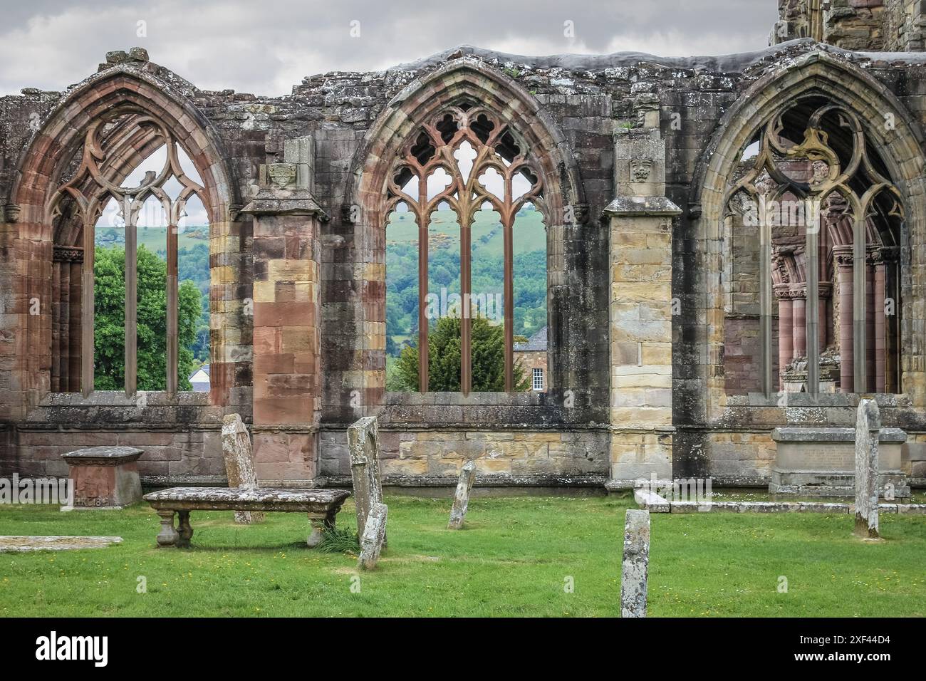 geography / travel, Great Britain, Scotland, Ruins of Melrose Abbey, Melrose, ADDITIONAL-RIGHTS-CLEARANCE-INFO-NOT-AVAILABLE Stock Photo