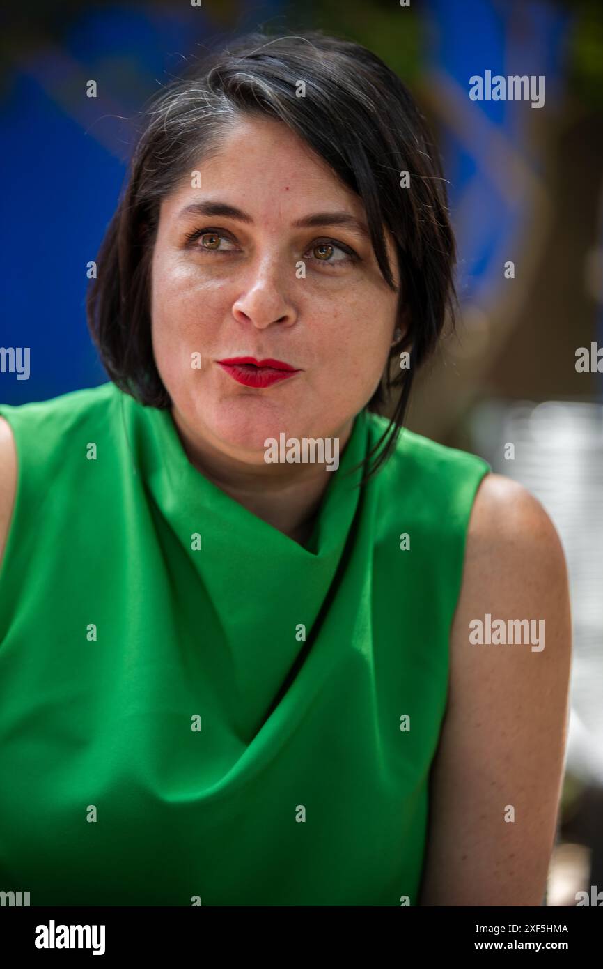 Perla labarthe hi-res stock photography and images - Alamy