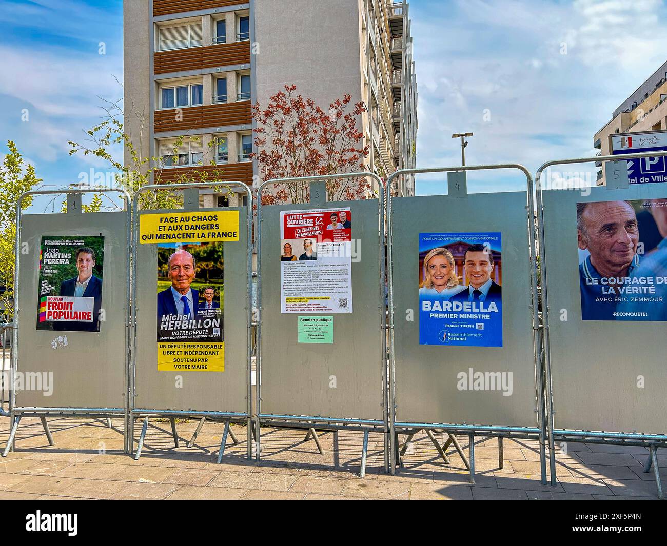 JoinvillelePont, France, Detail, French European Elections, Posters
