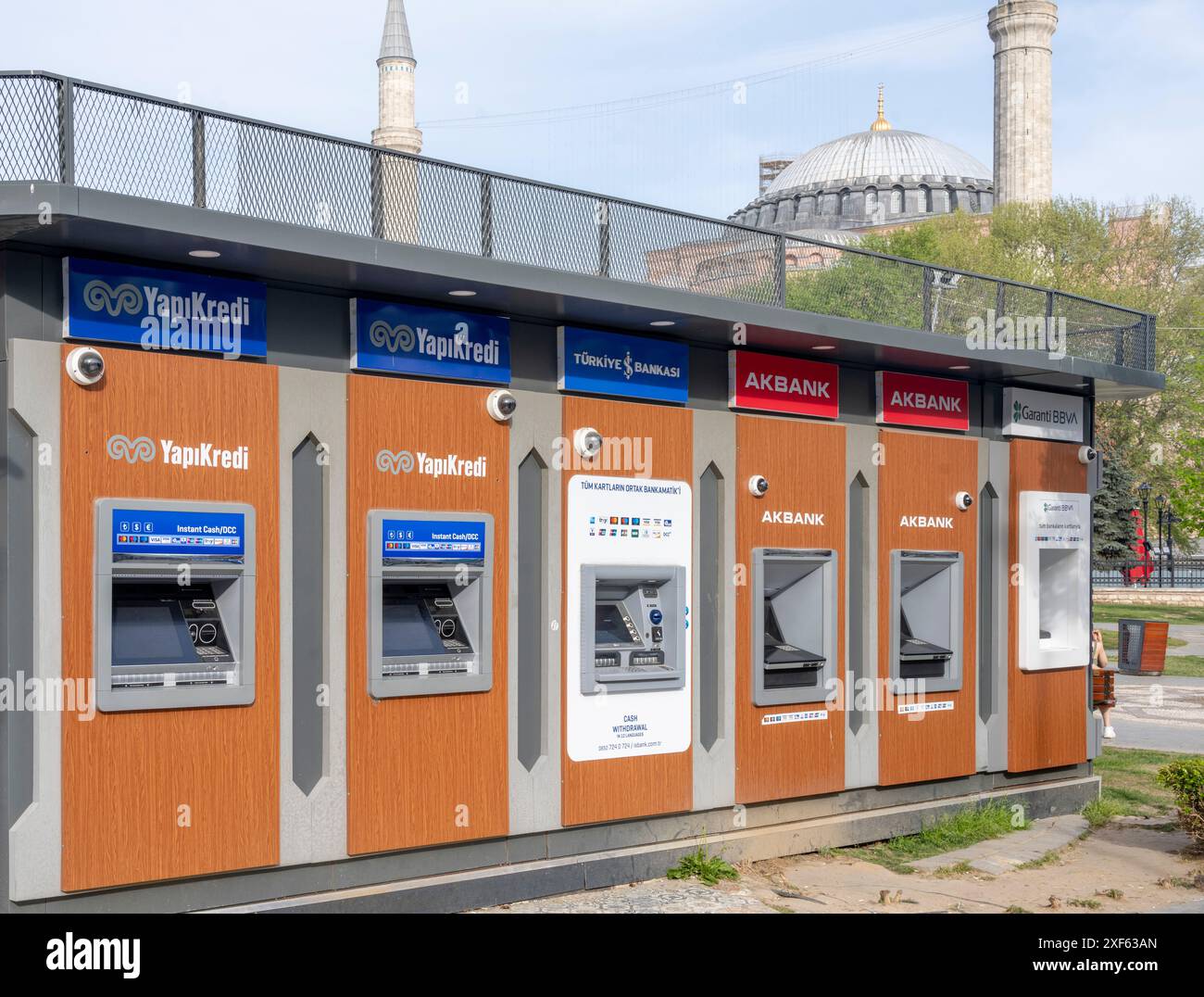 Atm istanbul hi-res stock photography and images - Alamy