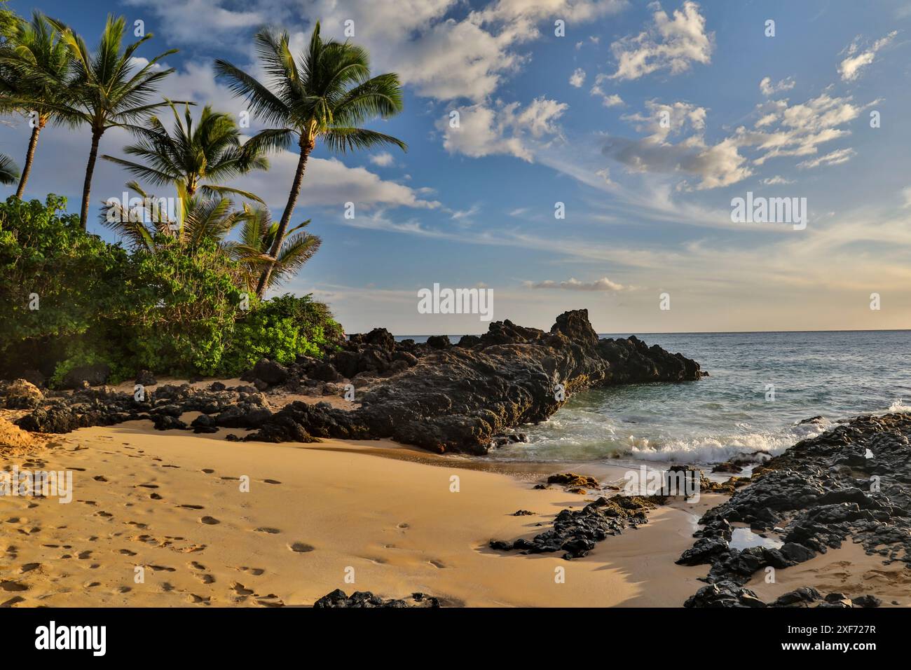 Makena Cove Hi res Stock Photography And Images Alamy Makena Cove Hi res Stock Photography And Images Alamy