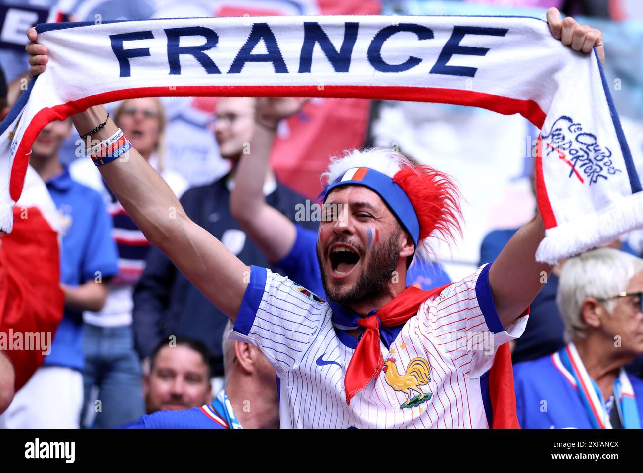 PIECE DE 2 EUROS RARE - UEFA Euro 2016 France EUR 5,00 - FR