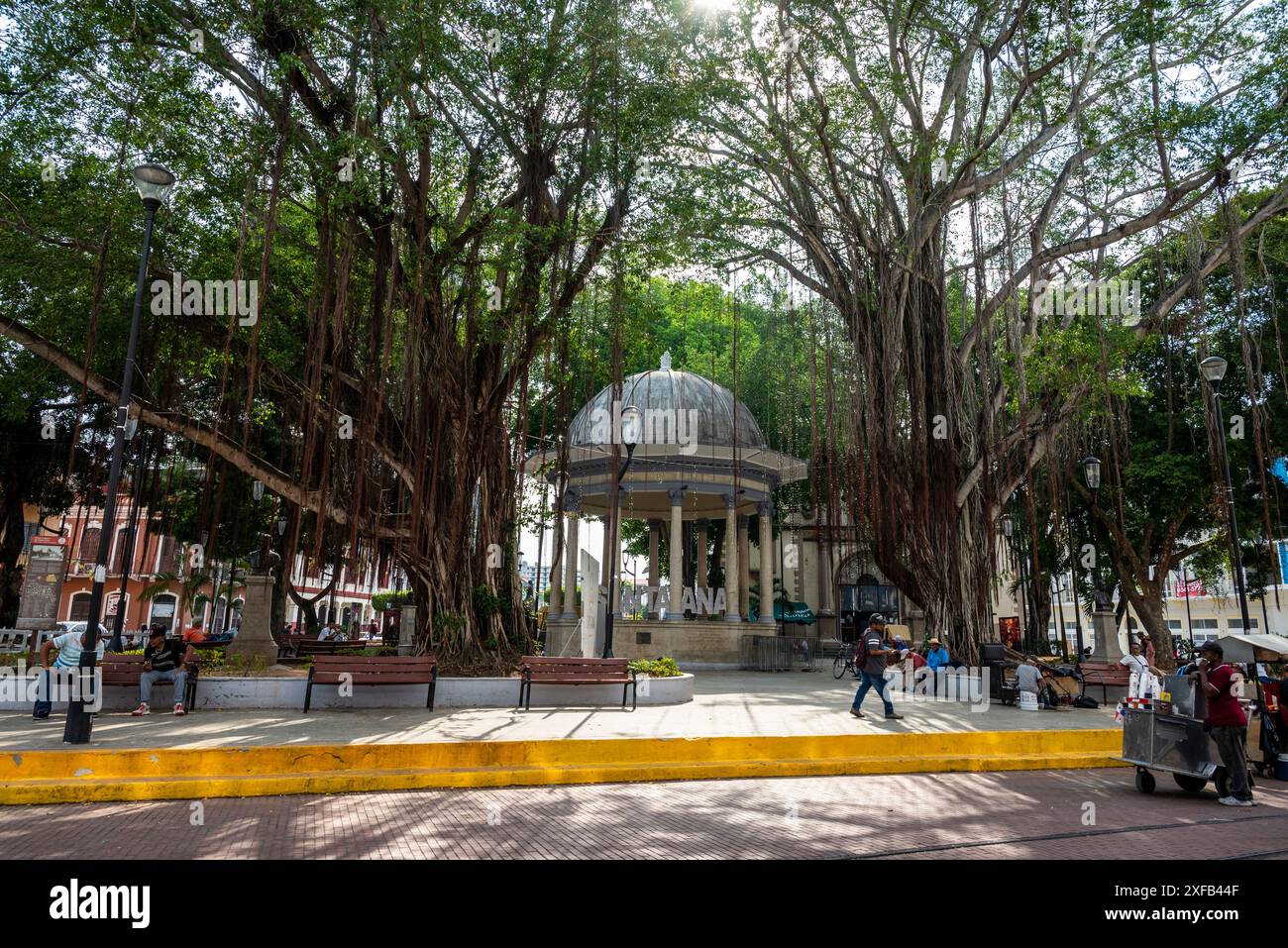 Santa Ana Square, the beginning of the famous commercial street Avenida Central, Panama City, Panama, Central America Stock Photo