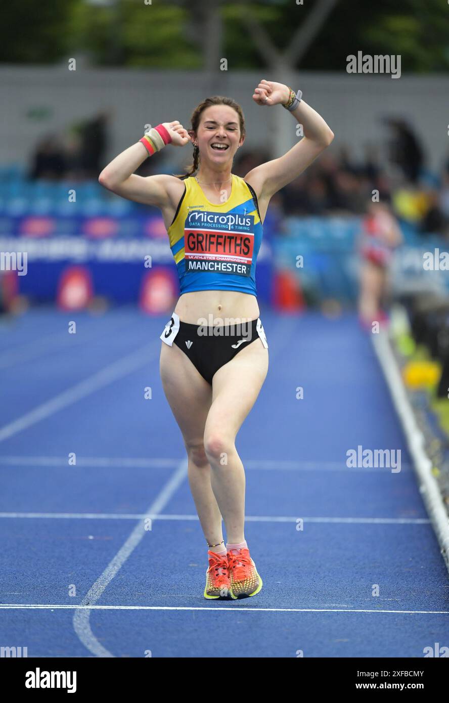 Gracie Griffiths of Pembrokeshire Harriers competing in the women's ...