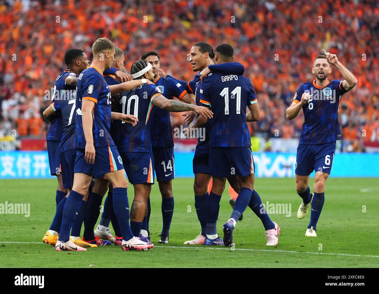 netherlands-s-donyell-malen-celebrates-scoring-their-side-s-second-goal