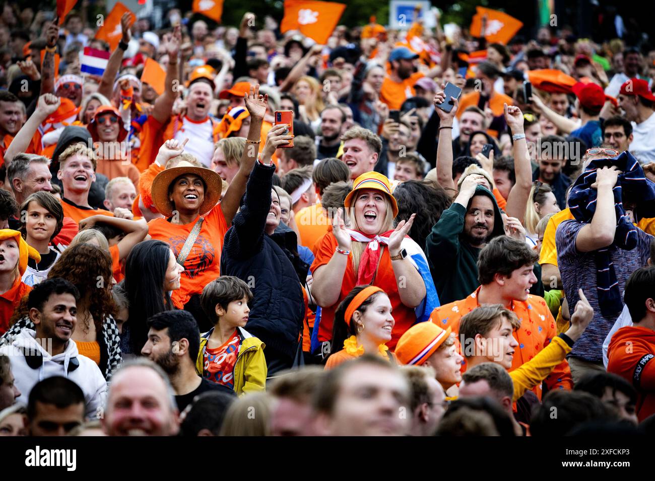 Duitsland oranje nederlands elftal stadion hi-res stock photography and ...