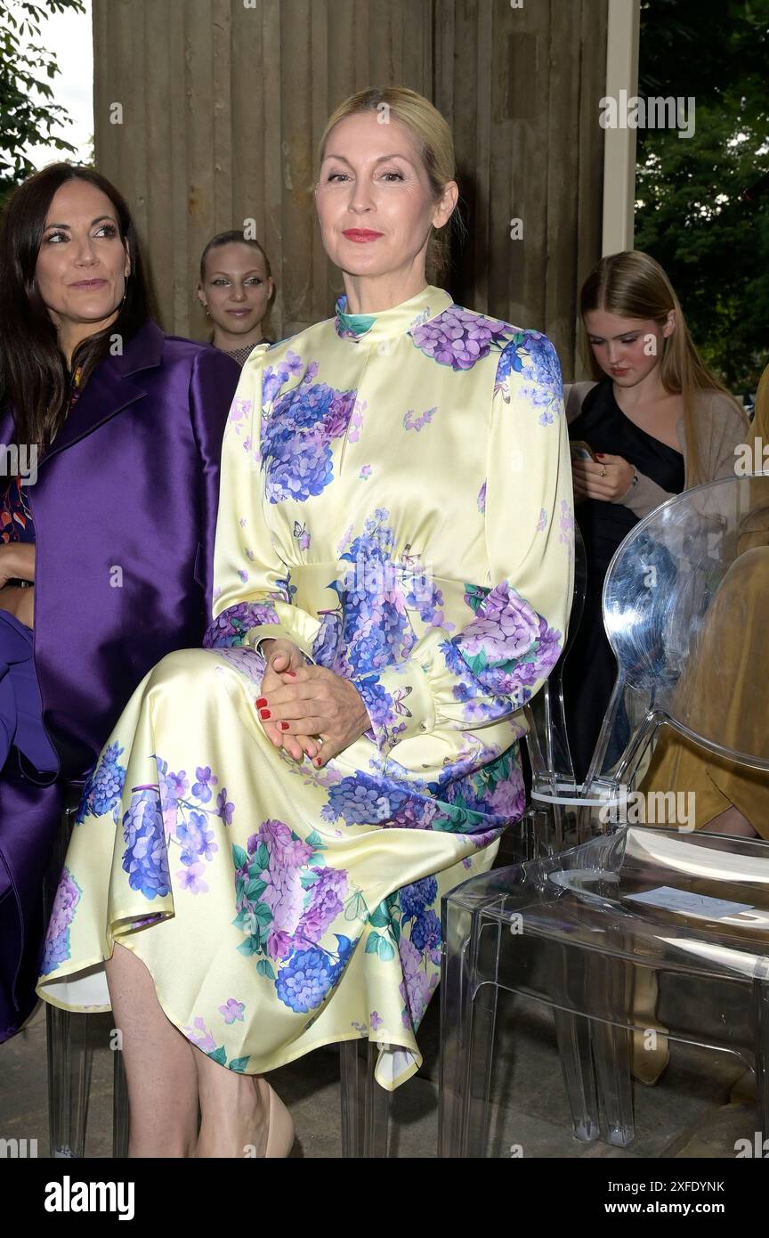 Kelly Rutherford 2025 Kelly Rutherford bei der Marc Cain Fashion Show 'Pure Radiance ...