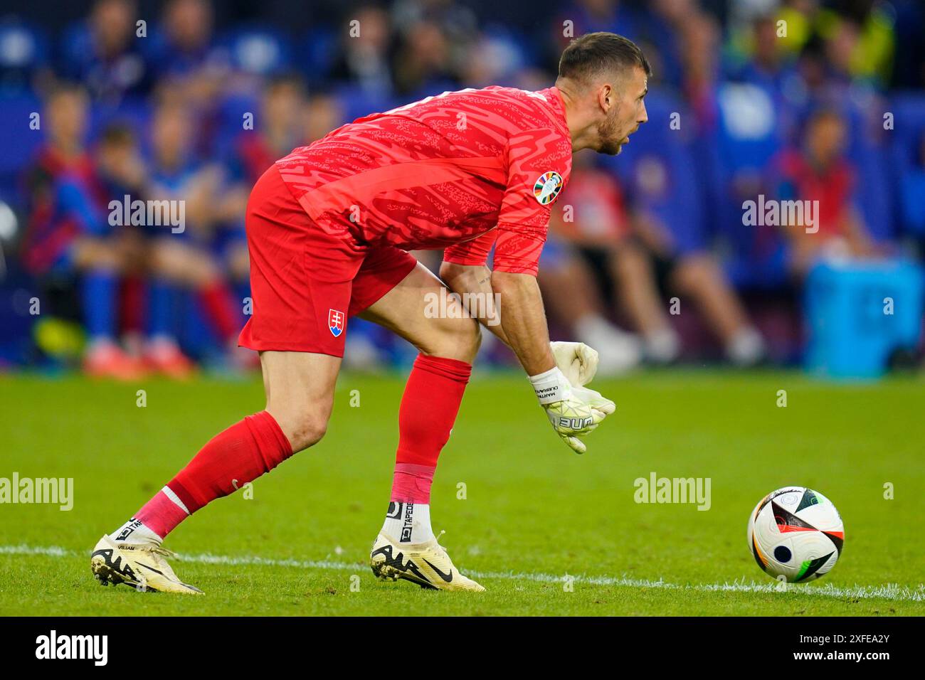 Gelsenkirchen, Germany. 30th June, 2024. Martin Dubravka of Slovakia during the UEFA Euro 2024 match between England and Slovakia, Round of 16, played at Veltins-Arena stadium on June 30, 2024 in Gelsenkirchen, Germany. (Photo by Sergio Ruiz/PRESSINPHOTO) Credit: PRESSINPHOTO SPORTS AGENCY/Alamy Live News Stock Photo