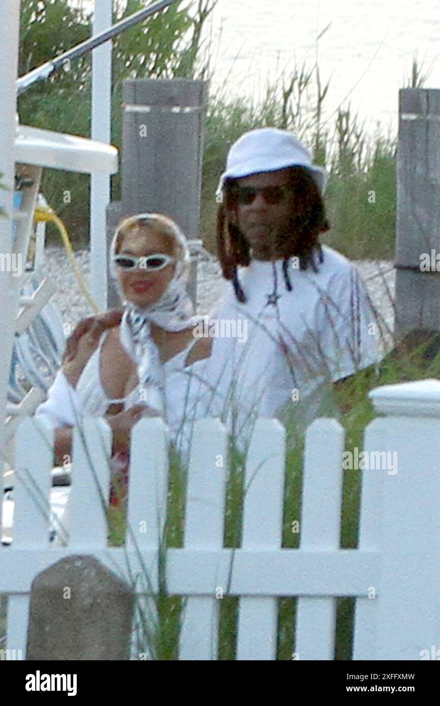 EXCLUSIVE **EXCLUSIVE ALLROUNDER** Beyonce and Jay Z spend some quality ...