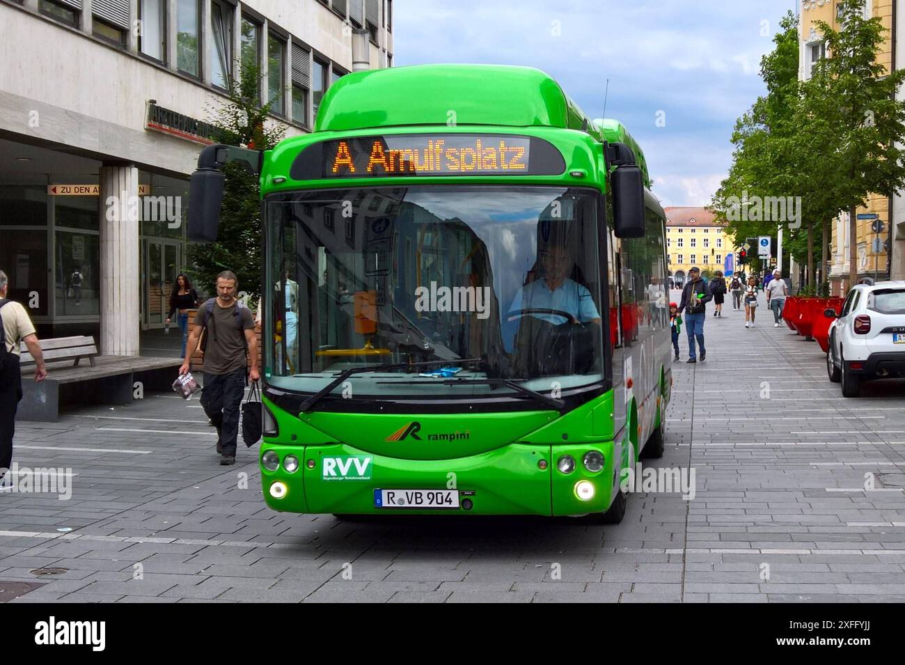 in-der-regensburger-altstadt-sind-unter-der-bezeichnung-emil-die