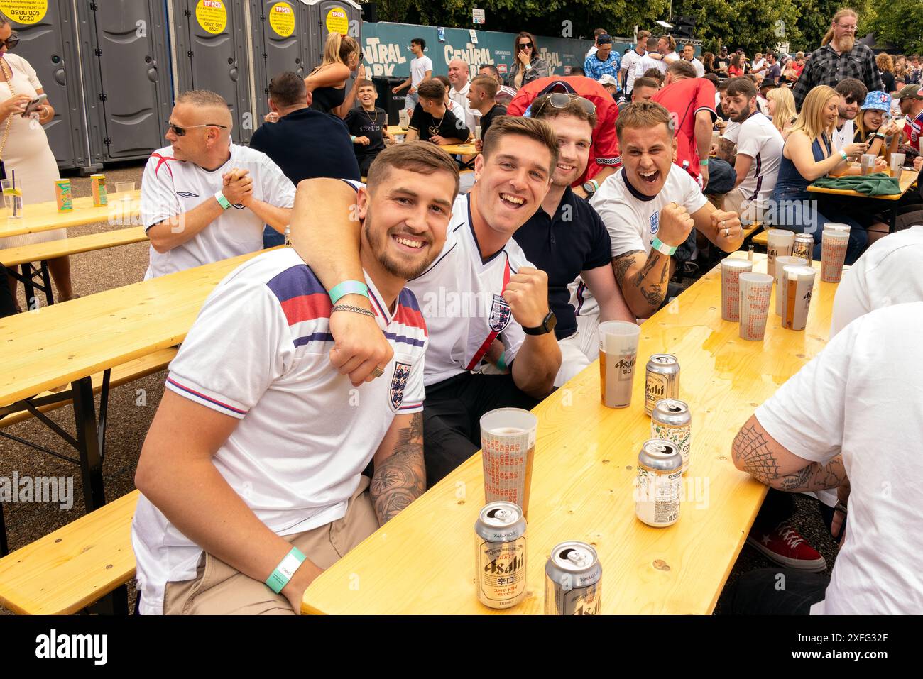 City of Brighton & Hove, East Sussex, UK. England football fans gather