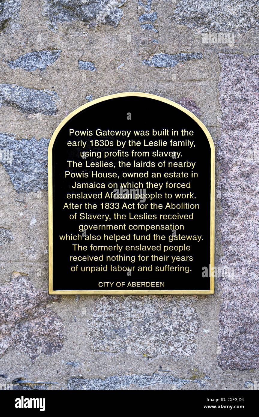 Aberdeen City Council Plaque on Powis Gateway at the University of Aberdeen highlighting the historical connection to slavery, Scotland, UK, Europe Stock Photo