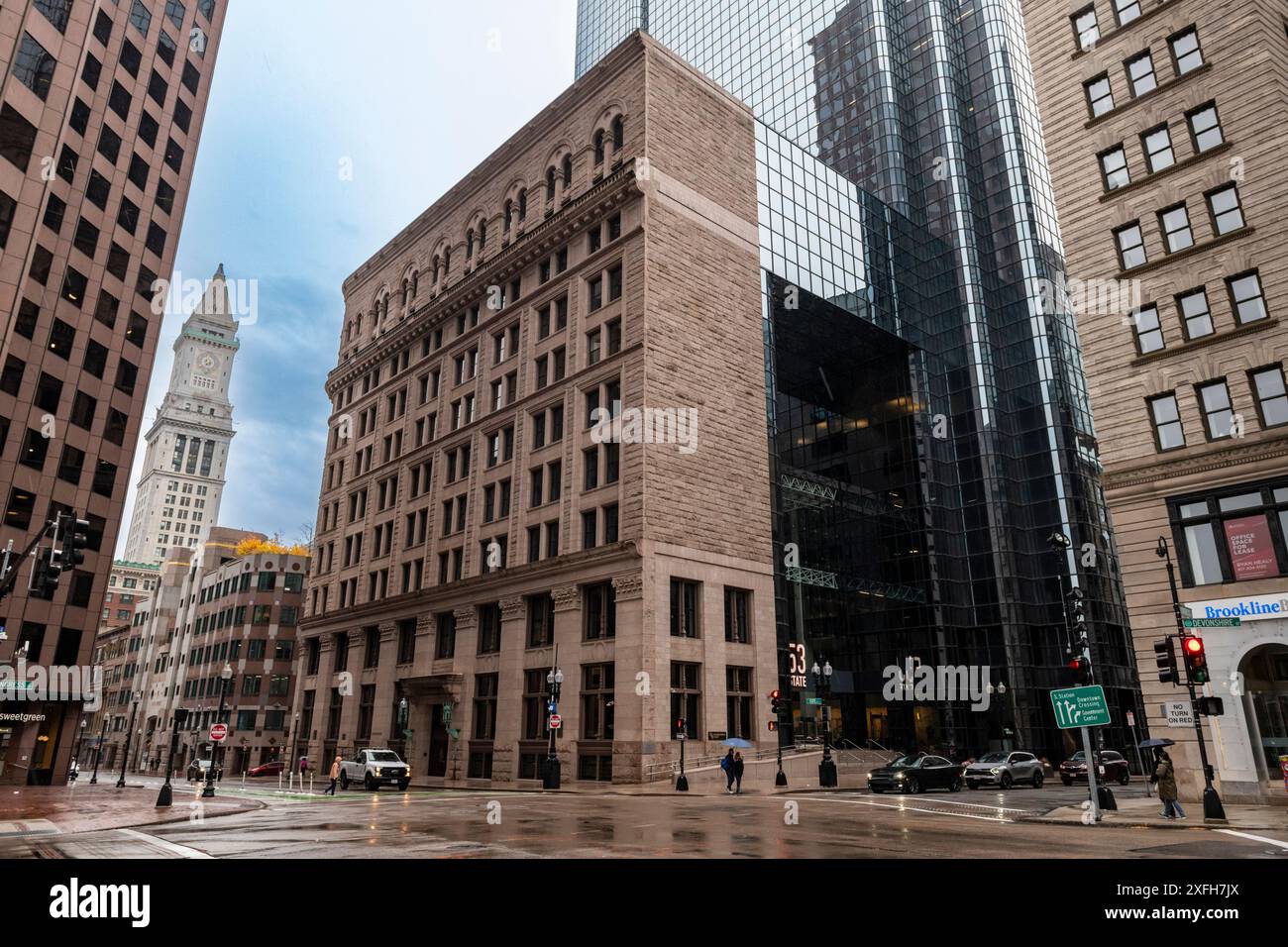 Boston exchange place building hi-res stock photography and images - Alamy