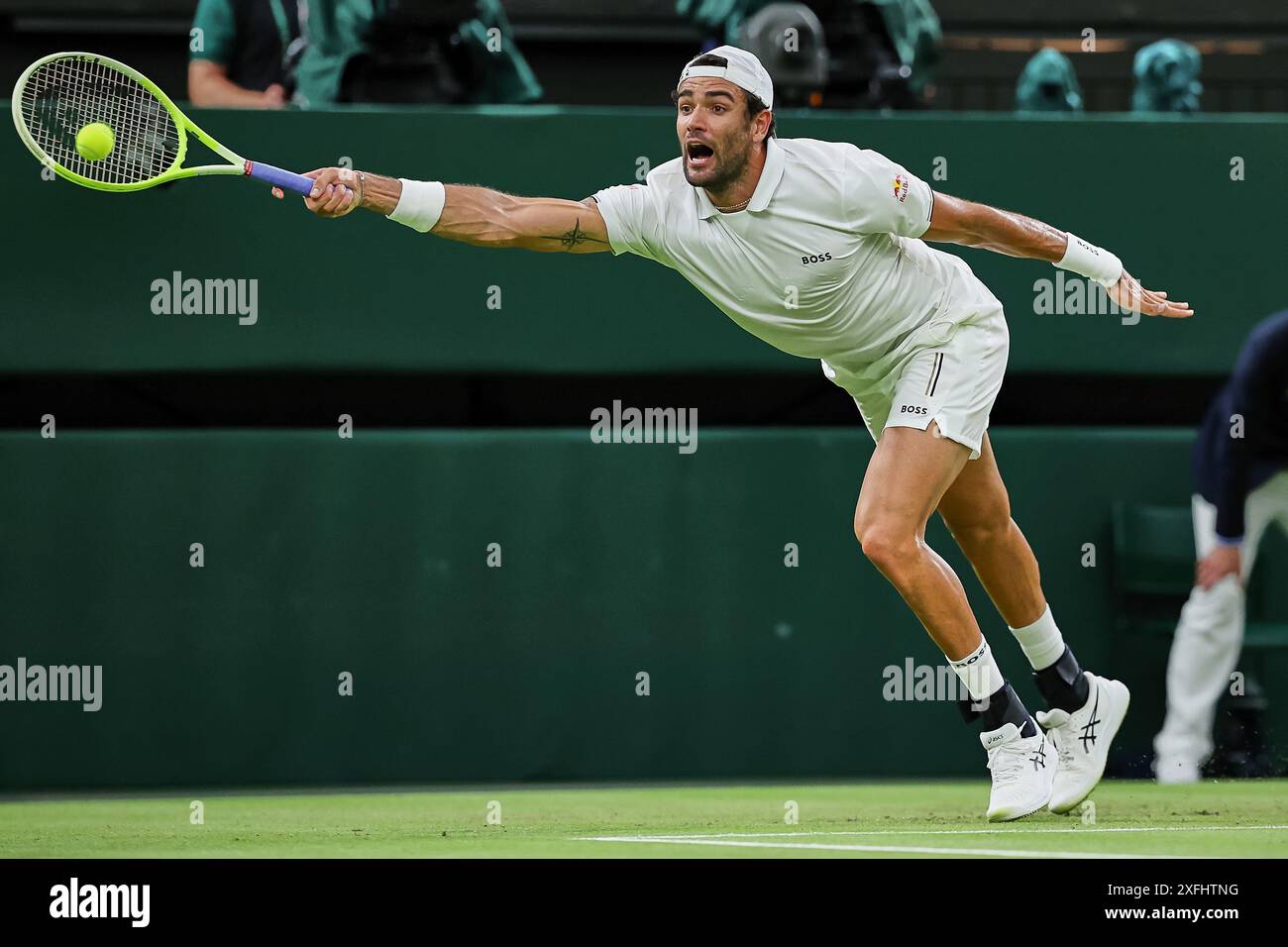 Matteo Berrettini Wimbledon Hi res Stock Photography And Images Alamy matteo-berrettini-wimbledon-hi-res-stock-photography-and-images-alamy