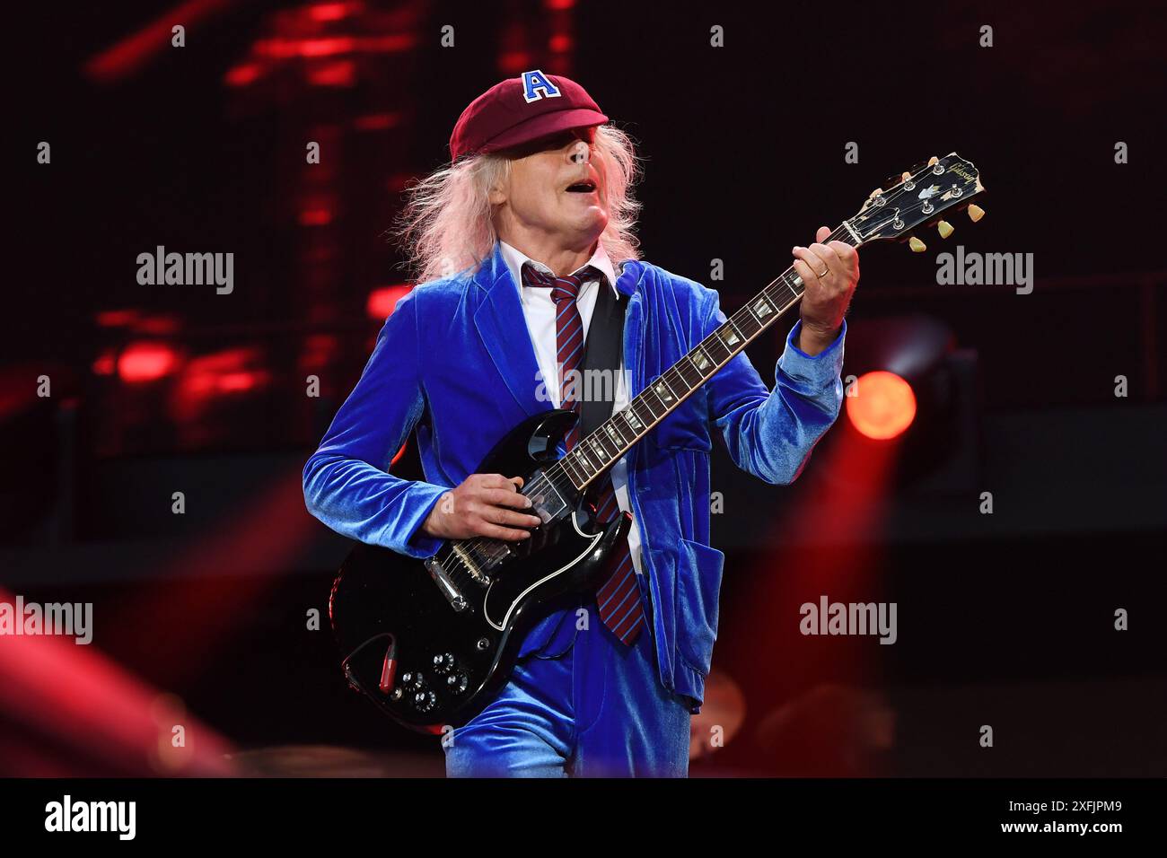 Ac dc wembley 2024 hi-res stock photography and images - Alamy