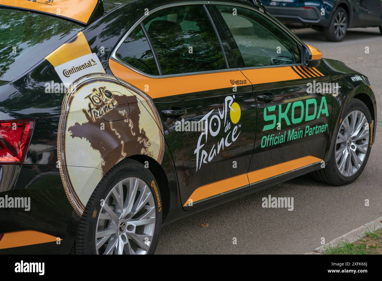 Tour de france automobile hires stock photography and images Alamy