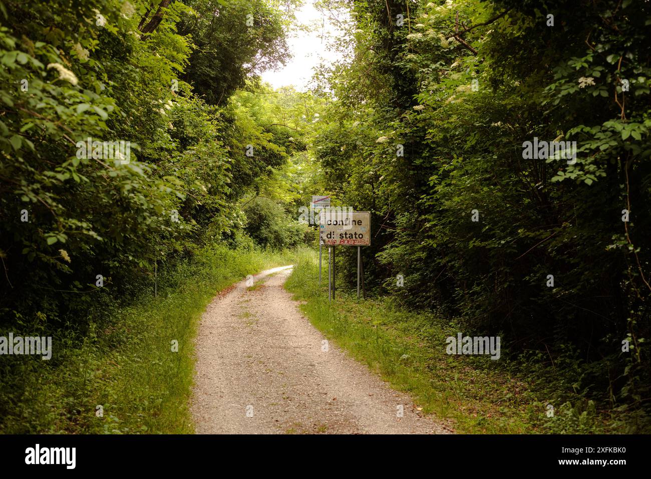 Border between italy slovenia hi-res stock photography and images - Alamy