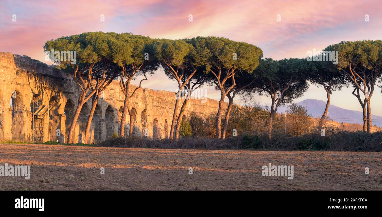 Park of the Aqueducts (Parco degli Acquedotti). Rome, Italy Stock Photo