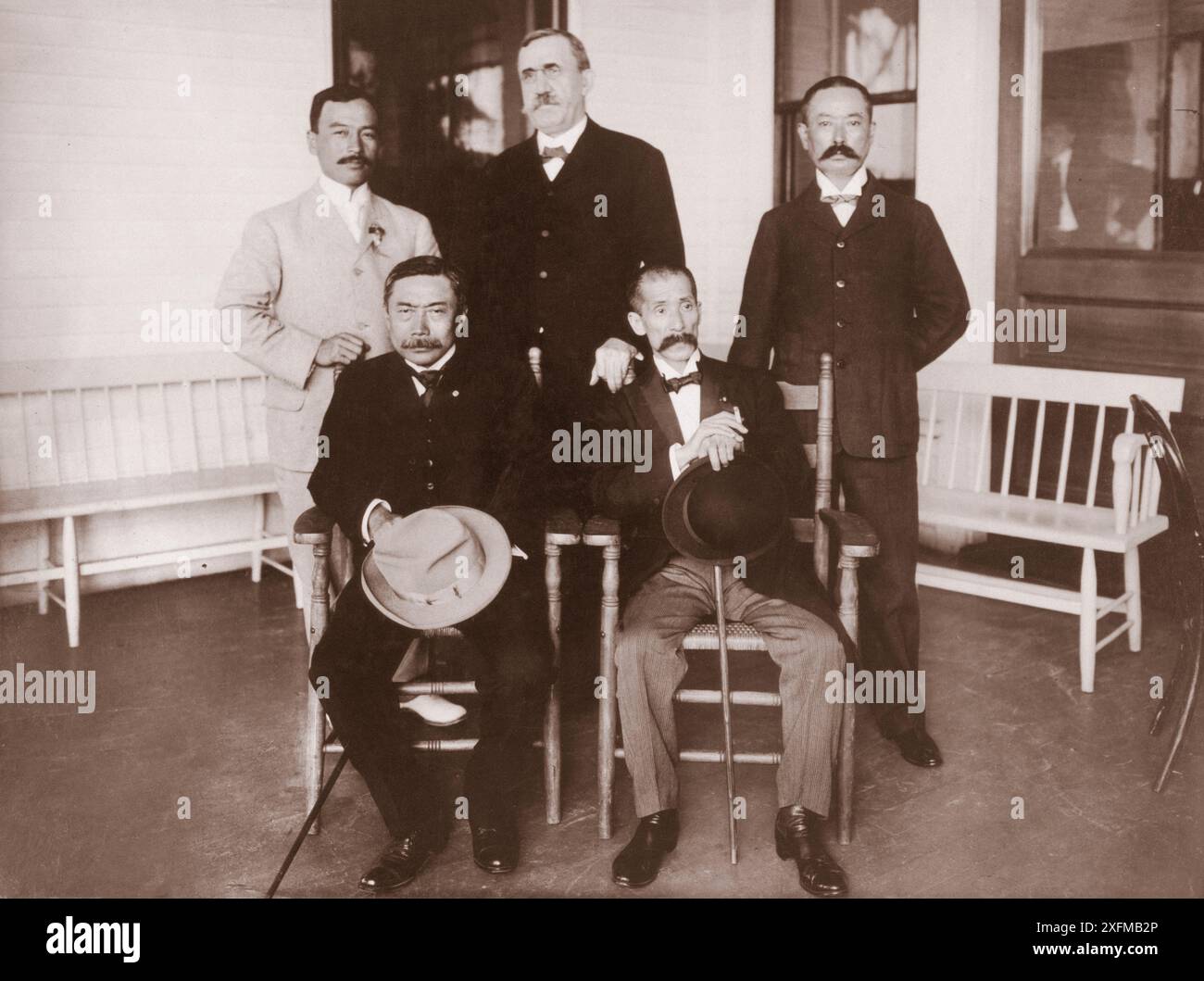 Japanese envoys Takahira Kogorō(seated, left), Komura Jutarō (seated