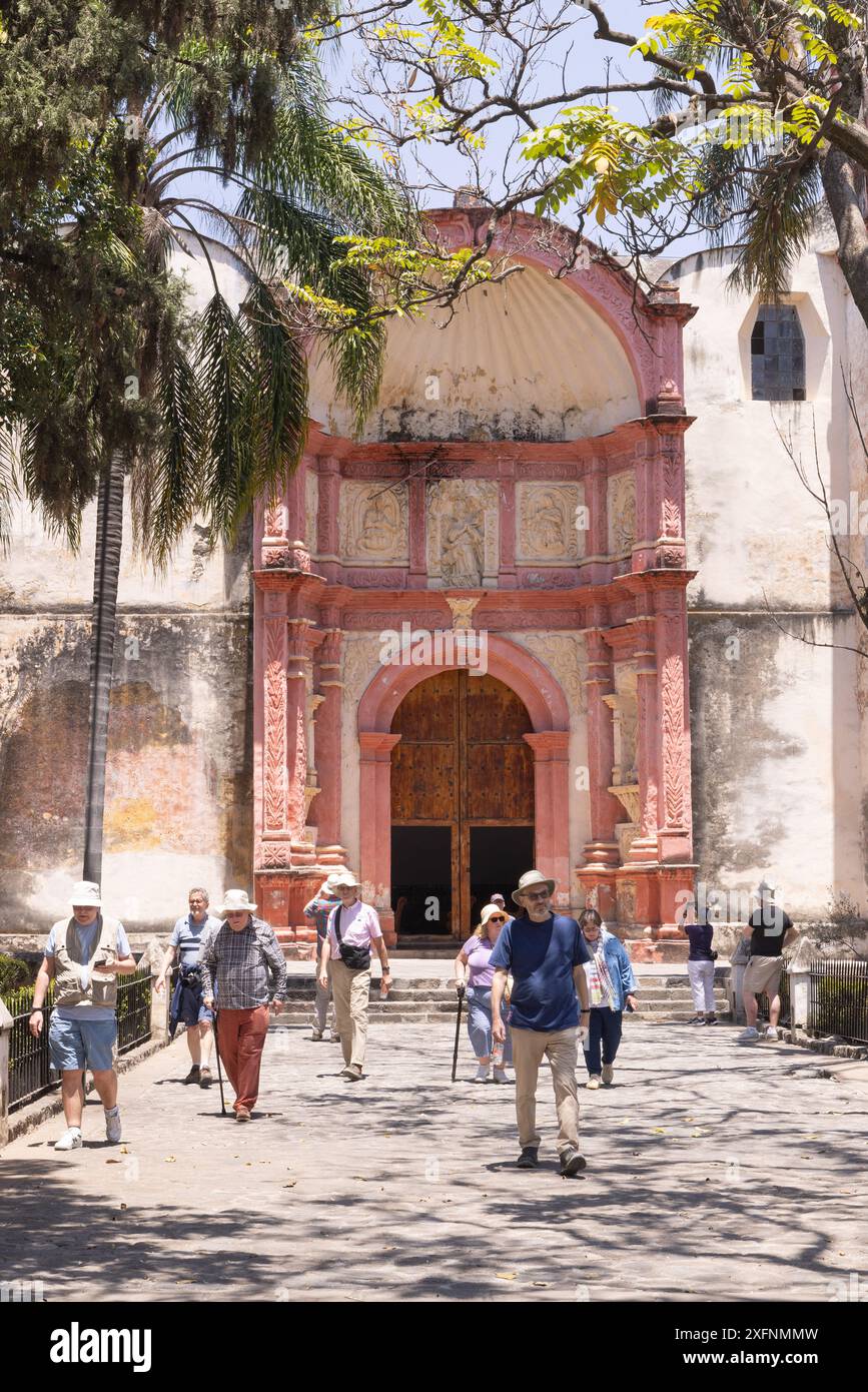 Cuernavaca cathedral exterior hi-res stock photography and images - Alamy