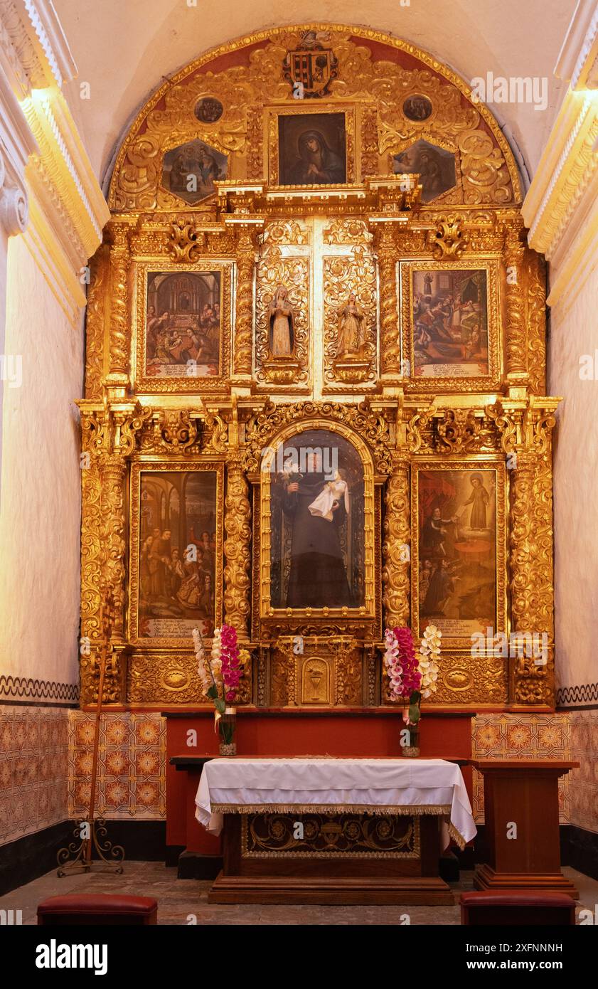 Tlaxcala Cathedral interior, Tlaxcal Mexico; Ornate decoration; side chapel and altar of the 16th century Roman Catholic cathedral, Tlaxcala, Mexico Stock Photo