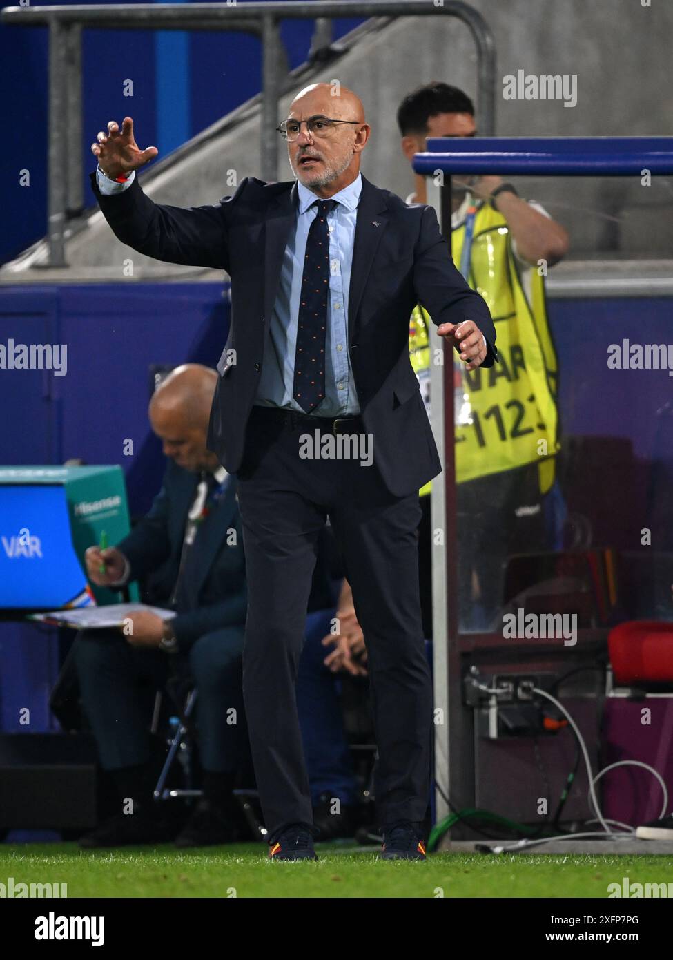 COLOGNE Spain Coach Luis De La Fuente During The UEFA EURO 2024 Round cologne-spain-coach-luis-de-la-fuente-during-the-uefa-euro-2024-round