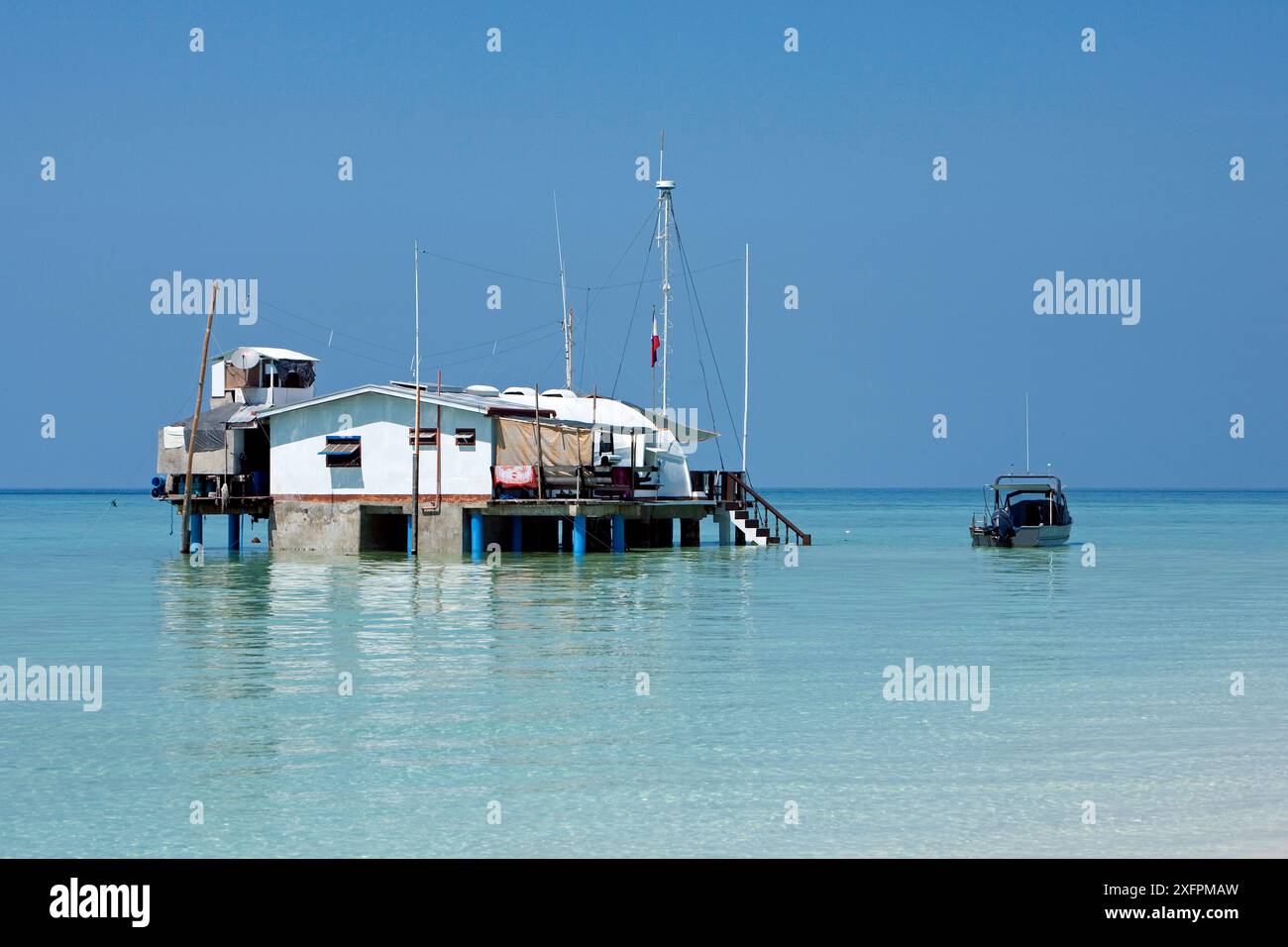 Ranger Station located in the North Atoll, Tubbataha Natural Park, Sulu ...