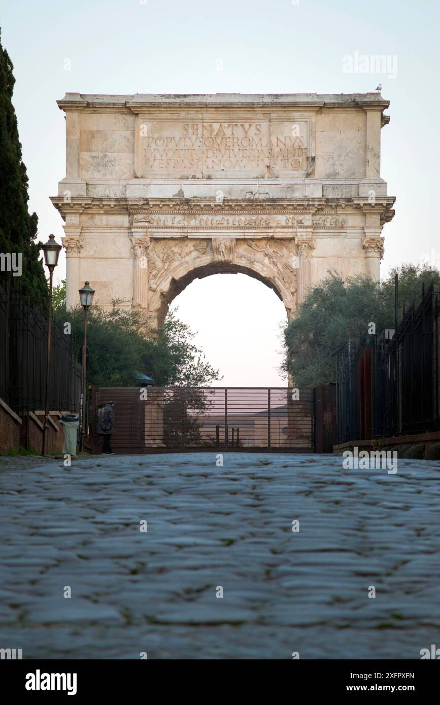 Arch of Titus Stock Photo - Alamy