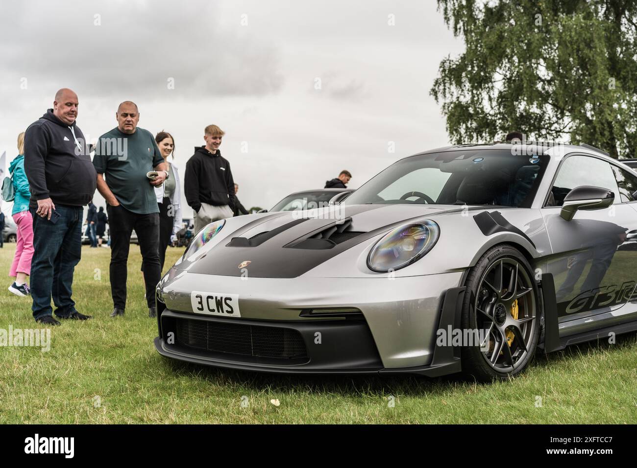 Tarporley Cheshire England June 29th 2024 People Are Looking At A Silver Porsche 911 Gt3 Rs 6692