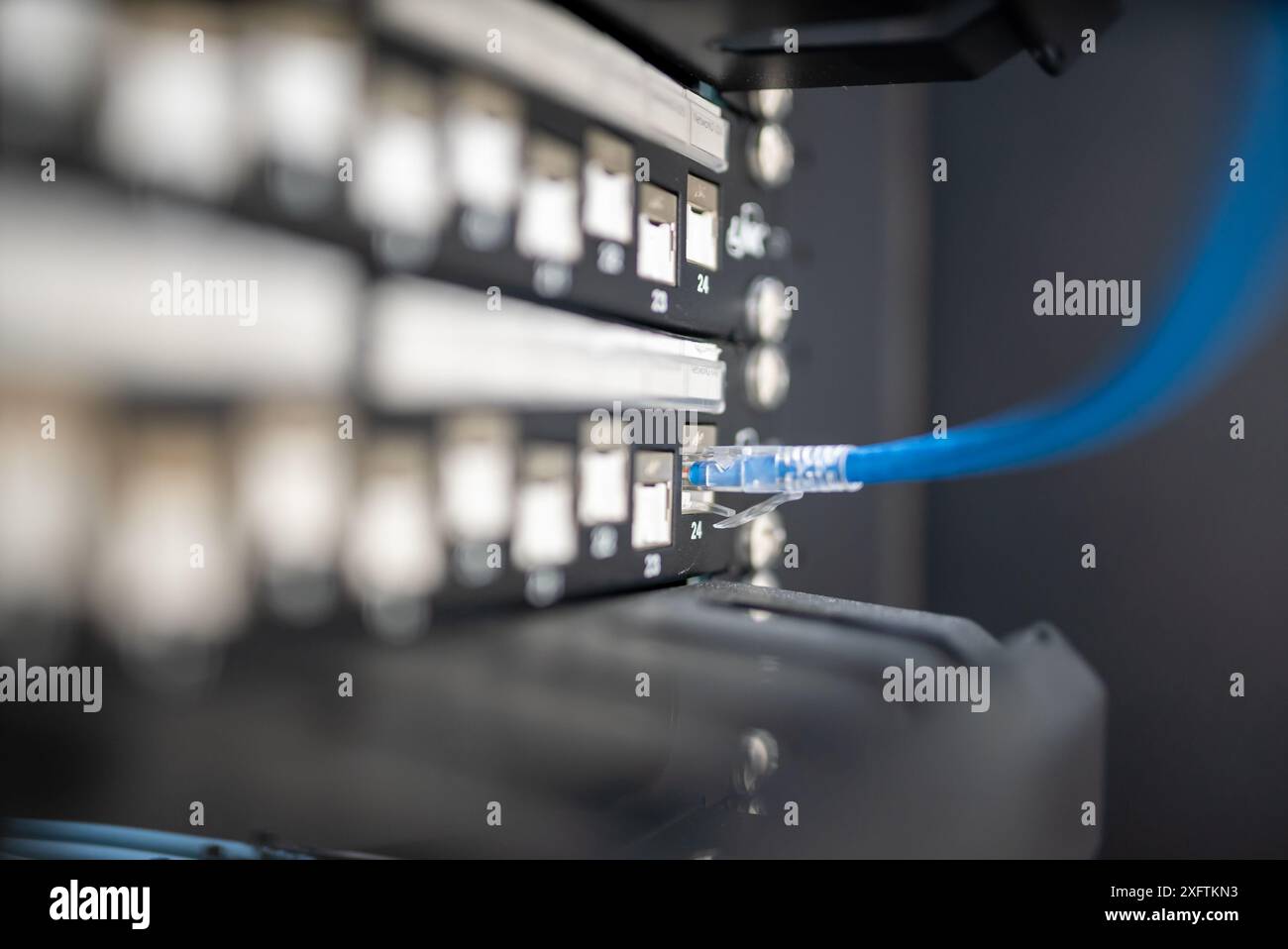 Racks with cables hi-res stock photography and images - Alamy