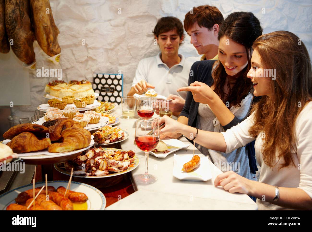 Txondorra, ´tapas´ bar, ´pintxos´, old town, San Sebastian, Guipuzcoa, Basque Country, Spain Stock Photo