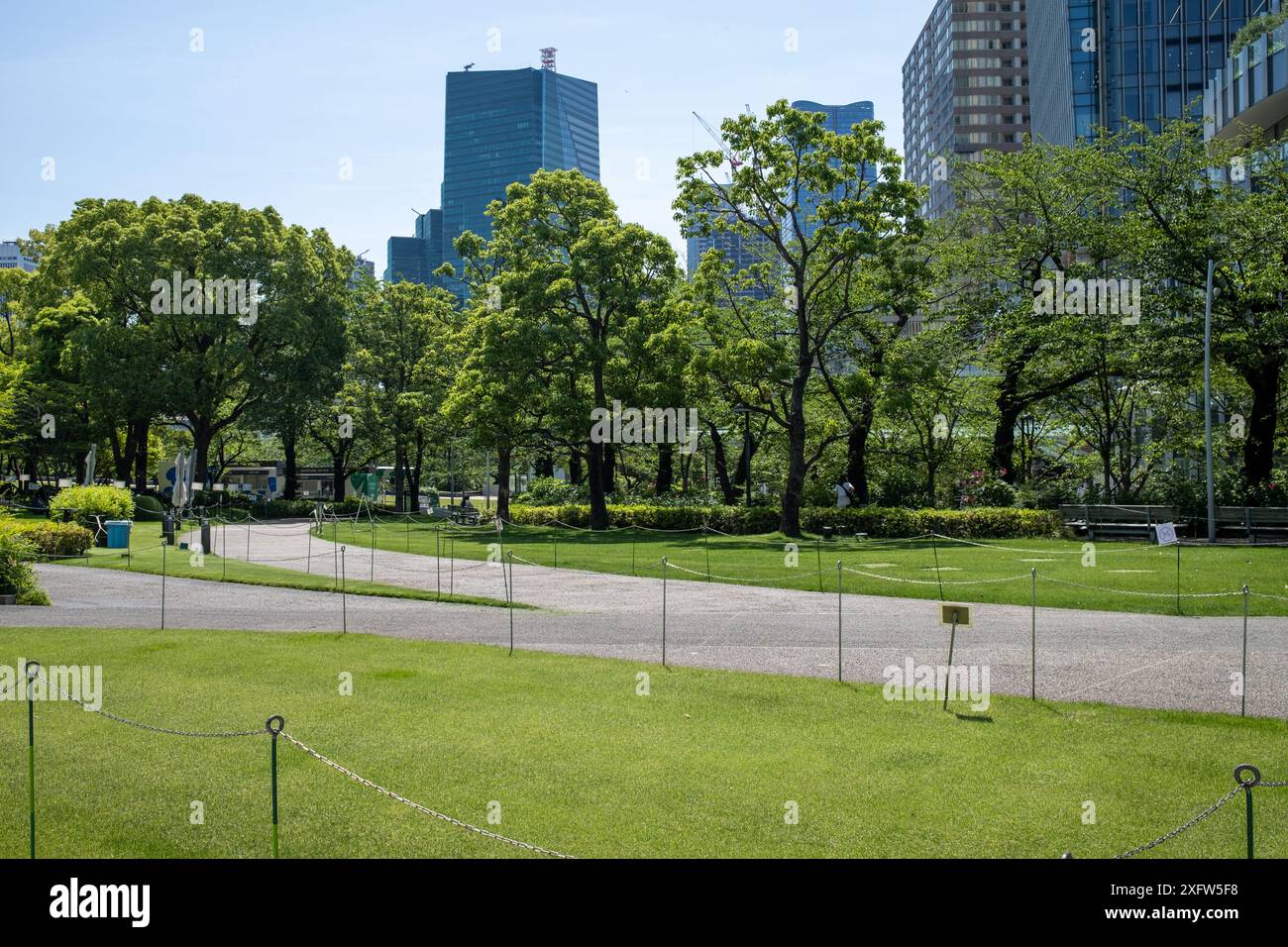 Tokyo midtown garden hi-res stock photography and images - Alamy