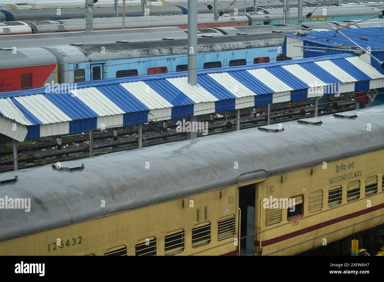 cancelled-interstate-trains-stationed-at-the-railway-station-due-to