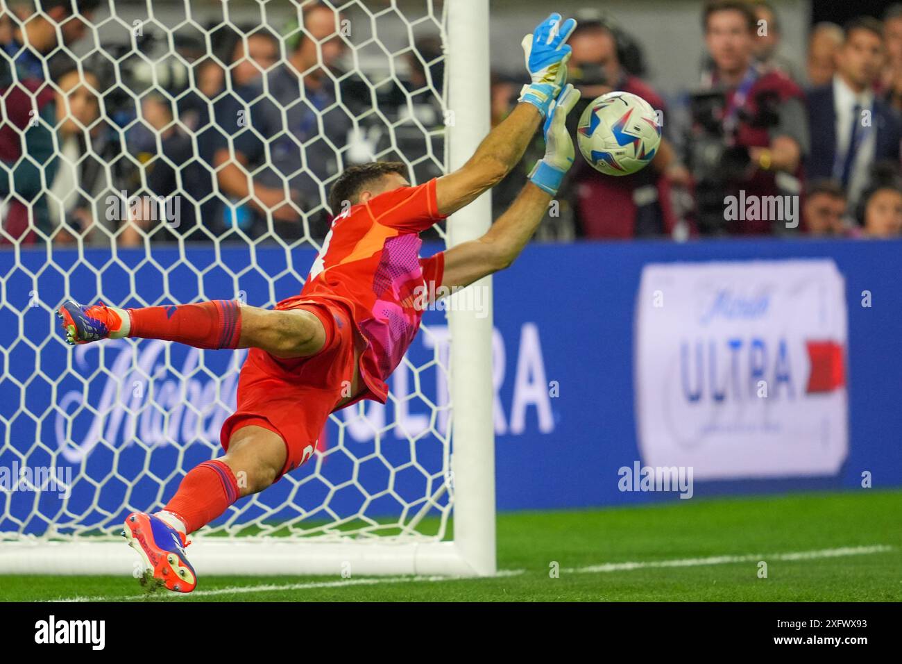 Penalty Shoot Out di Evoplay: Un'emozionante Recensione per gli appassionati italiani
