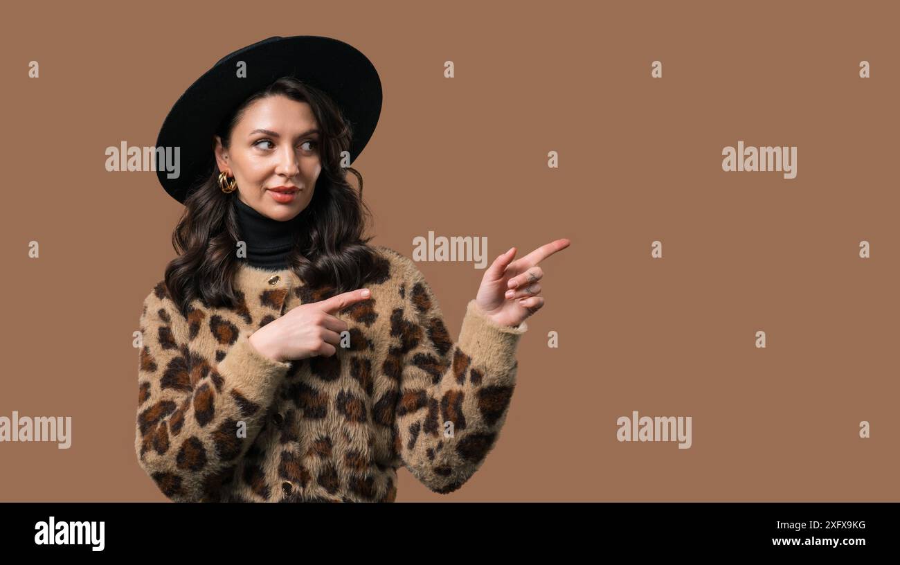 Happy promoter woman presenting on workspace, mockup, promo commercial ...