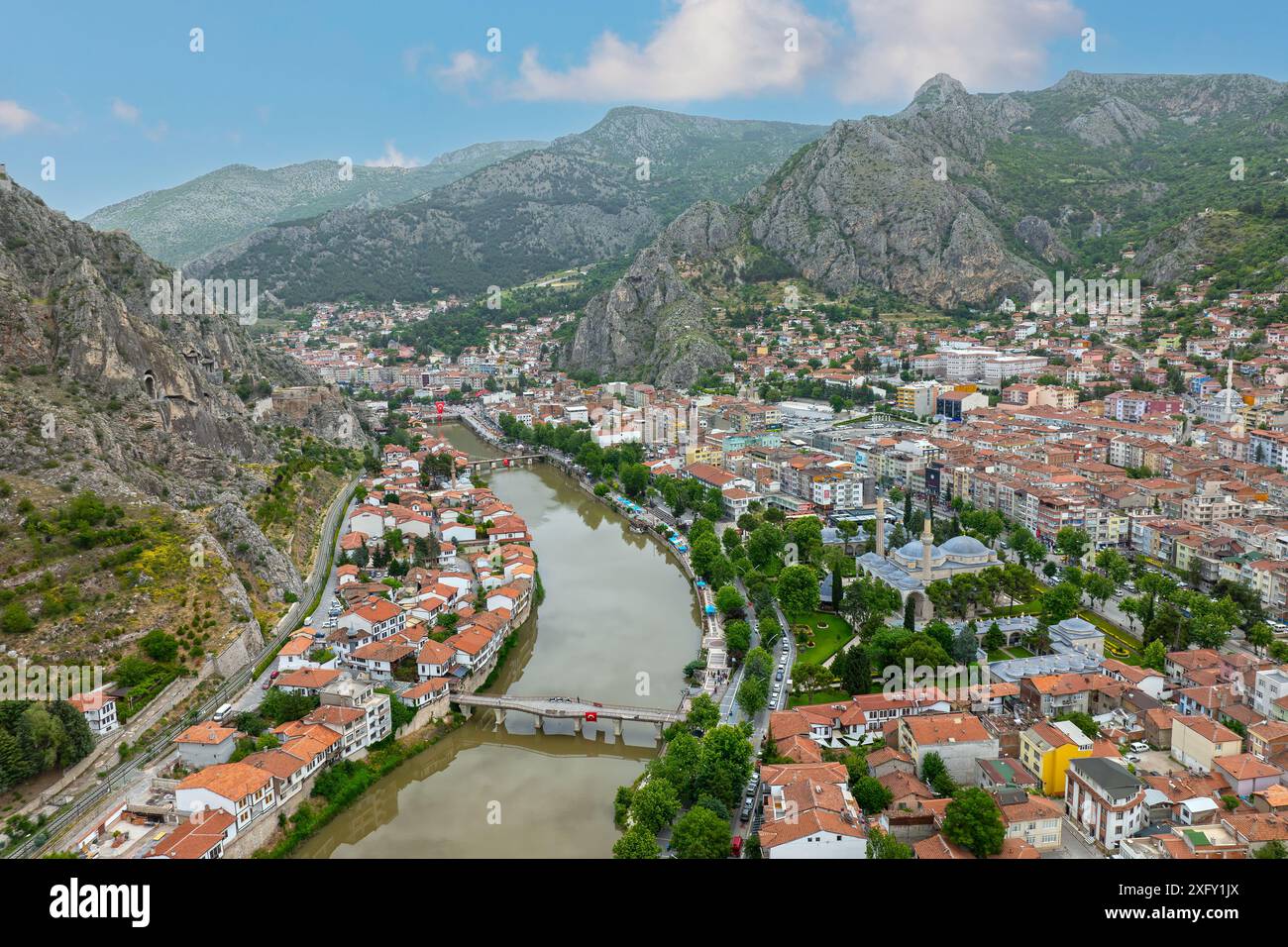 fascinating-view-of-the-city-of-amasya-also-known-as-the-city-of