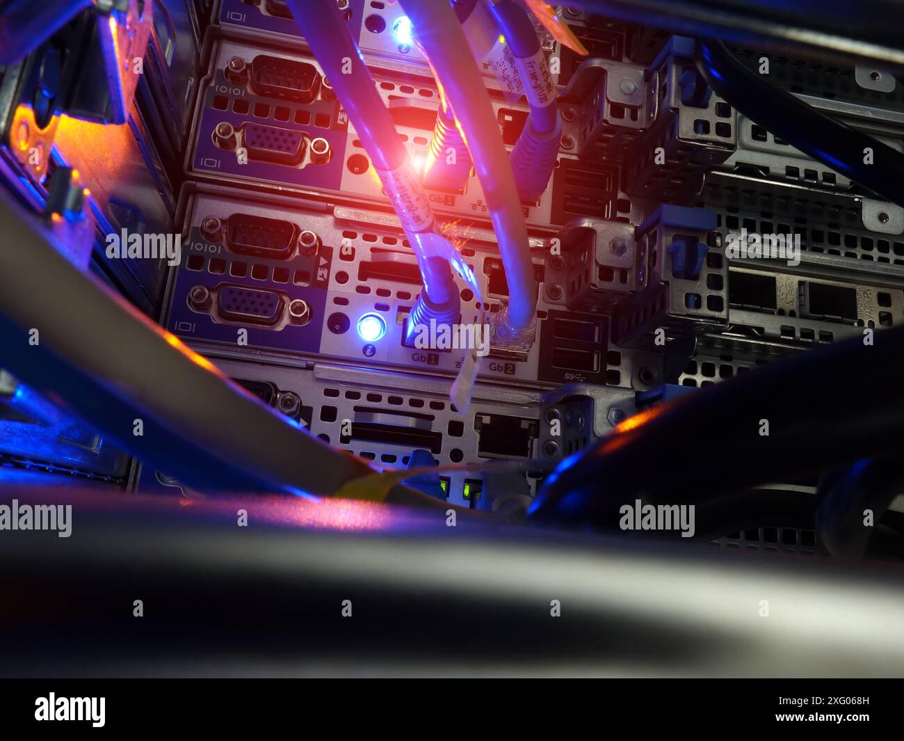 Racks with cables hi-res stock photography and images - Alamy