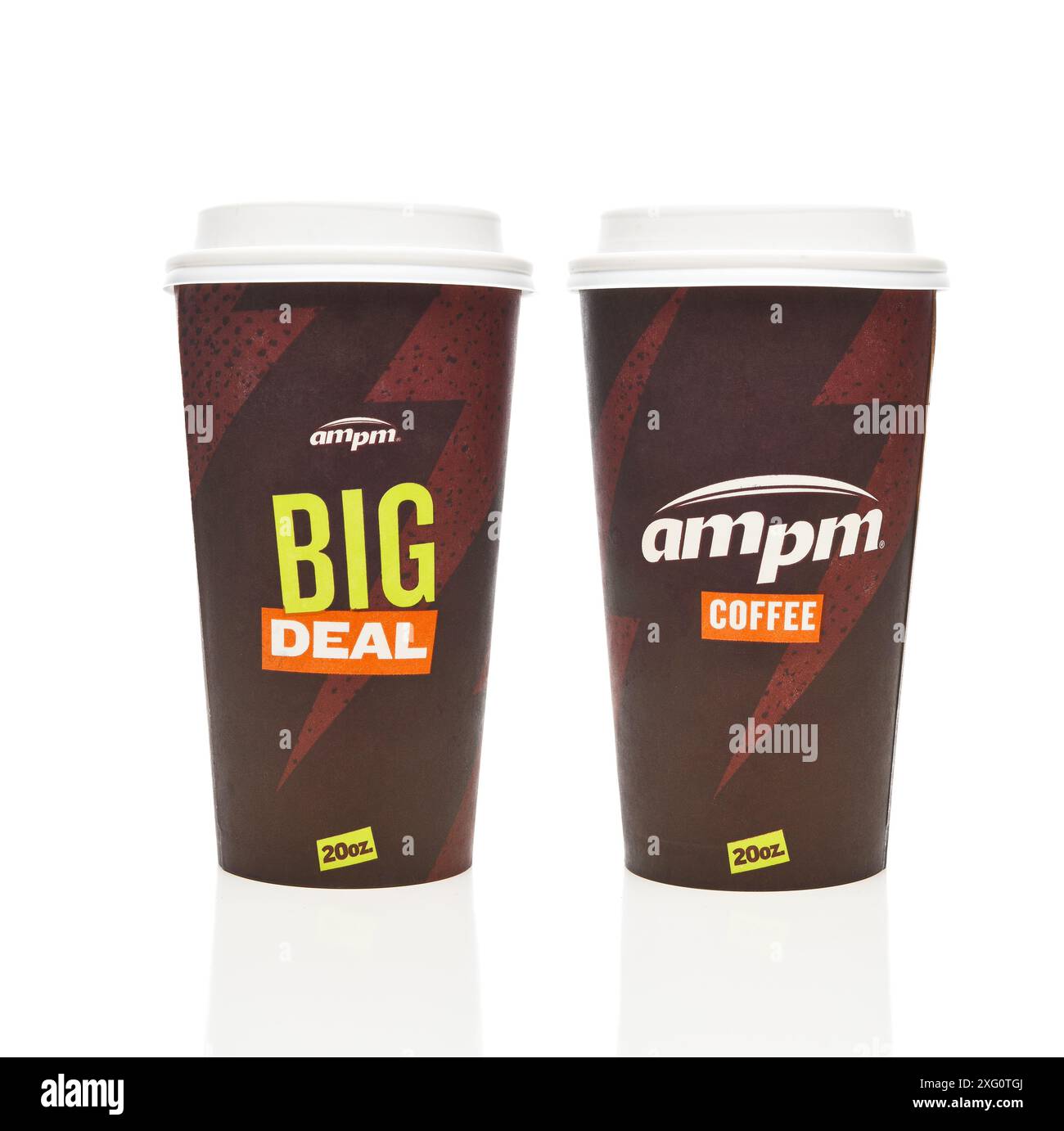 IRVINE, CALIFORNIA - 5  JULY 2024: Two Coffee Cups from AM PM Convenience Stores. Stock Photo