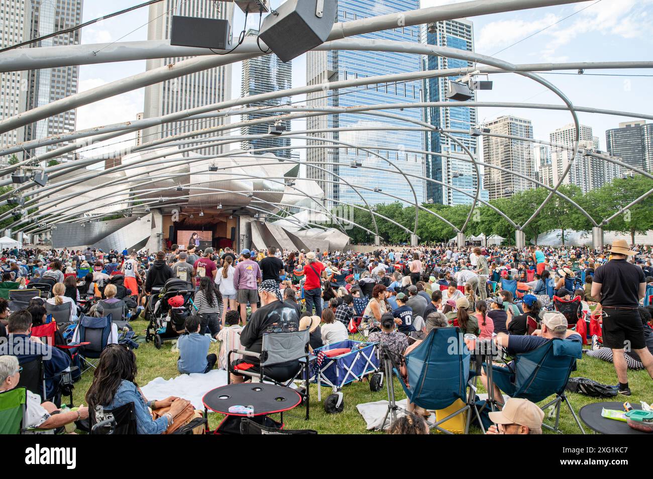 Chicago blues buddy hi-res stock photography and images - Alamy