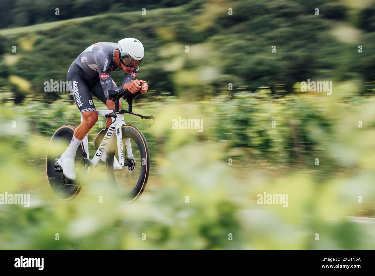 Mathieu van der poel tour de france hi-res stock photography and images ...